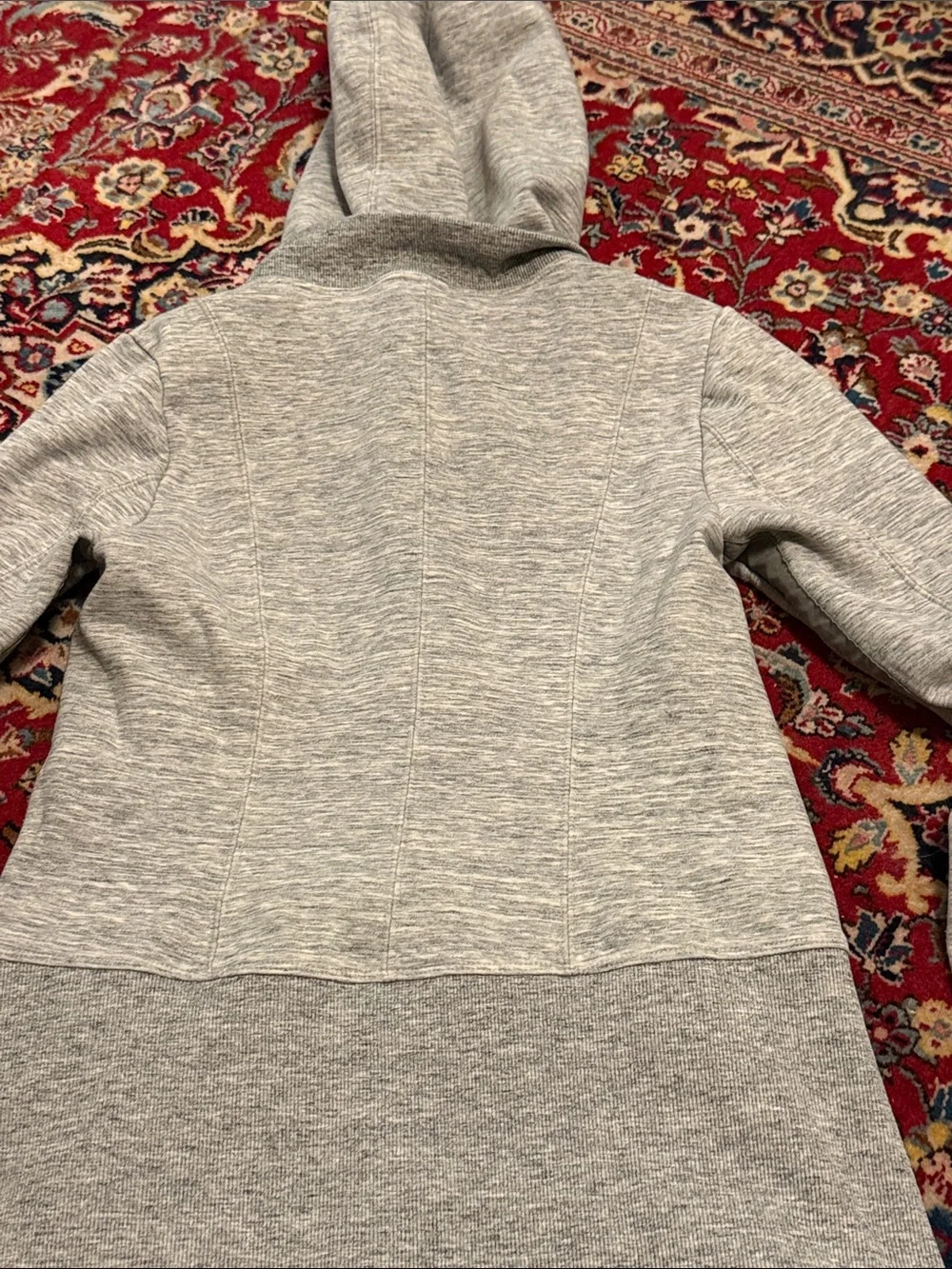 ATHLETA light gray jacket (2)